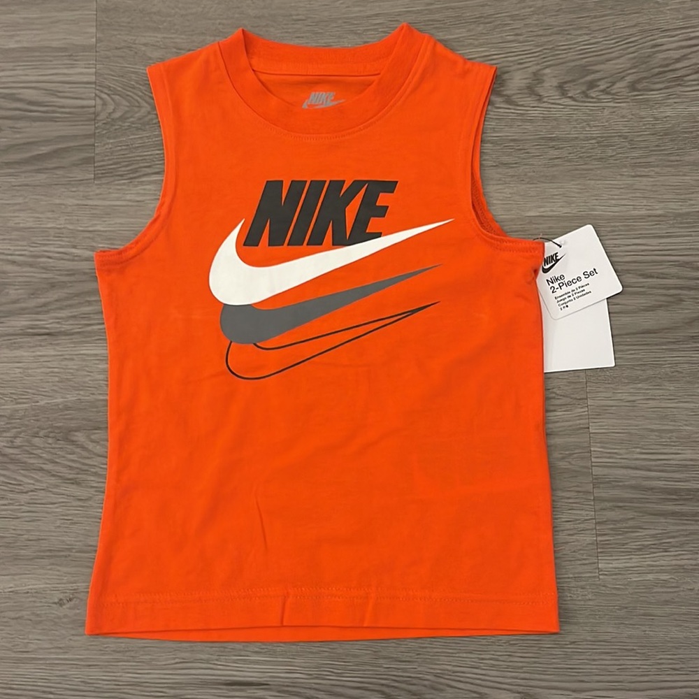 NWT Nike short set - Picture 2 of 4